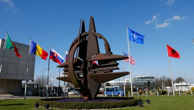 CEHIA: NATO trebuie să intensifice prezenţa militară în România şi în ţările baltice