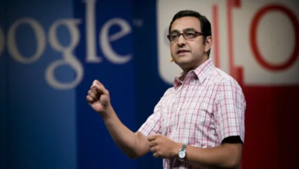 Șeful rețelei de socializare Google+ părăsește compania