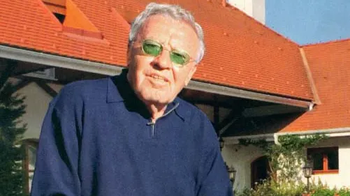 Un cunoscut om de afaceri din România a murit. Povestea MILIONARULUI cunoscut ca REGELE KINDER