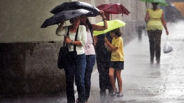 Vin PLOILE! PROGNOZA METEO pe trei zile 
