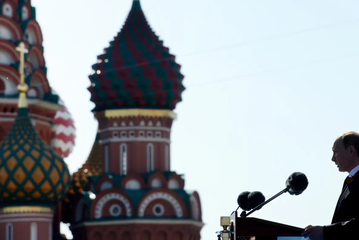 PARADĂ URIAȘĂ în Piața Roșie din Moscova. Vladimir Putin, discurs triumfal