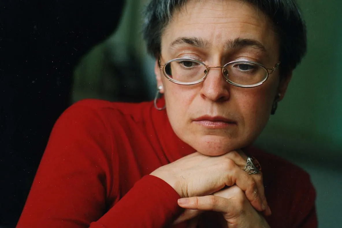 Două persoane, condamnate la închisoare pe viaţă pentru asasinarea jurnalistei Anna Politkovskaia