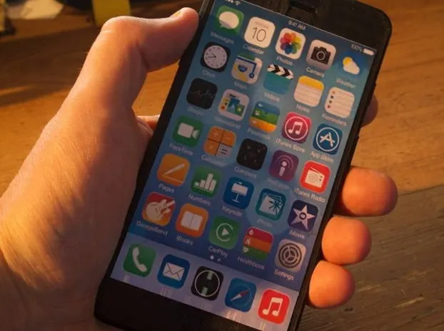 Cum îţi poţi face propriul iPhone 6 cu o imprimantă 3D