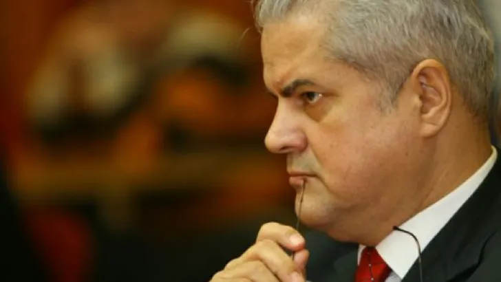 ADRIAN NĂSTASE a primit un SPOR DE PEDEAPSĂ de 6 luni. Sentinţa e DEFINITIVĂ
