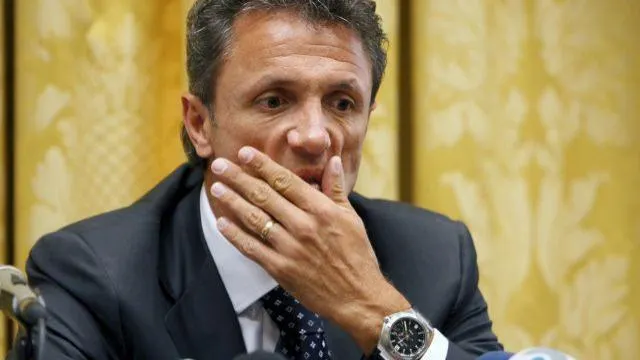 Ce face Gică Popescu în spatele gratiilor