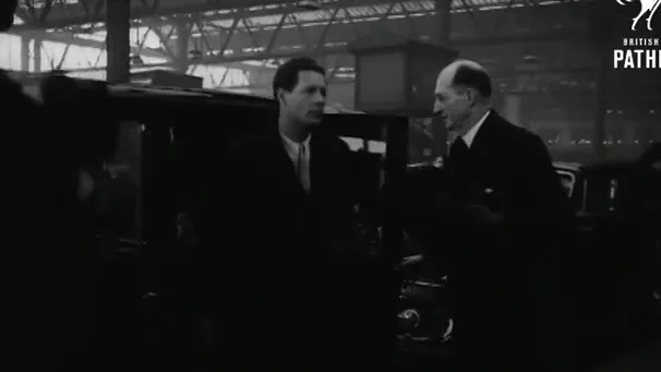 REGELE MIHAI, filmat la scurt timp după ABDICARE. IMAGINI nemaivăzute până acum