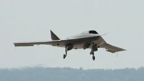 Iranul anunţă că a reuşit să copieze avionul american fără pilot de tip RQ-170