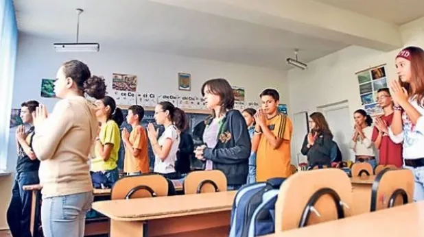 Declaraţie ŞOCANTĂ a ministrului Educaţiei despre orele de RELIGIE din şcoli