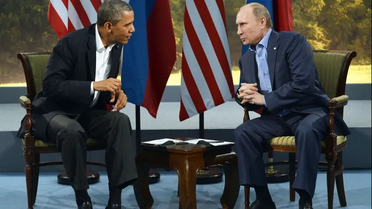Obama i-a cerut lui Putin să detensioneze situaţia din Ucraina
