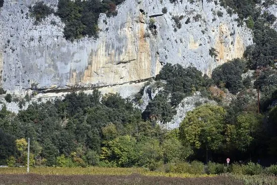 PEŞTERA PREISTORICĂ din Franţa, înscrisă în PATRIMONIUL UNESCO. Doar 3 oameni au ACCES la ea