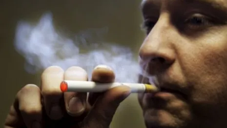 Medicii trag un semnal de alarmă! ŢIGARA ELECTRONICĂ, folosită de peste 30 de MILIOANE DE TINERI
