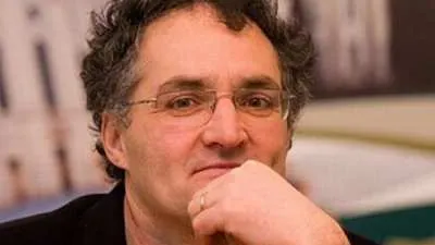 Primarul din Miercurea Ciuc, URMĂRIT PENAL după ce ar fi STRÂNS DE GÂT un consilier local