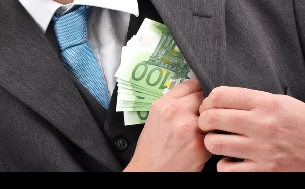 Cel mai mare ajutor de șomaj din România bate salariul lui Iohannis