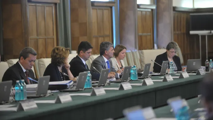 Guvernul alocă, la rectificare, 192,4 milioane lei pentru organizarea alegerilor prezidenţiale