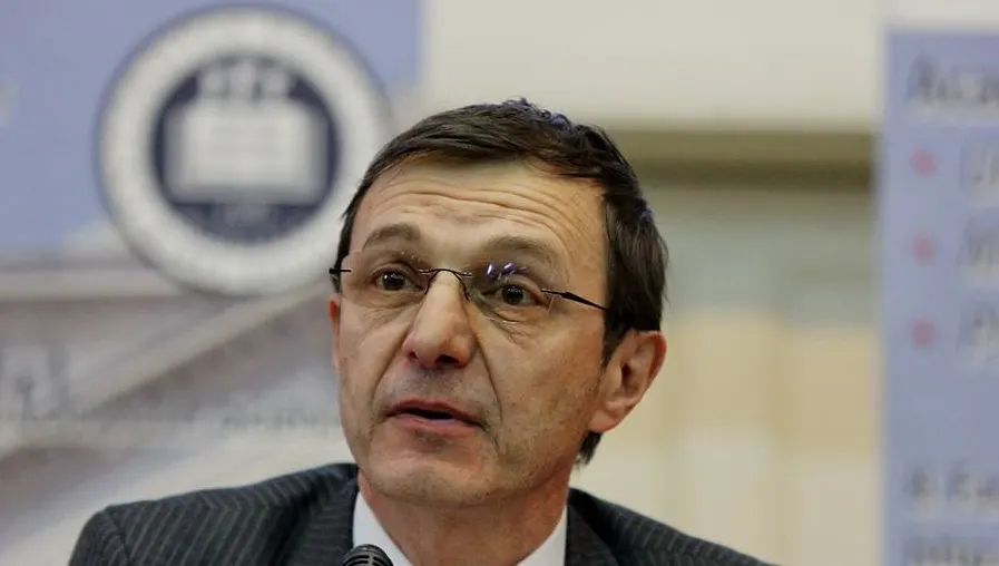 UBB CRITICĂ DUR ordonanța care modifică Legea Educației: SE ÎNCURAJEAZĂ MEDIOCRITATEA 