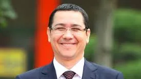 PONTA, despre FUZIUNEA PDL-PNL: "O reuniune a nebunilor şi a mişeilor sub acelaşi acoperiş!"