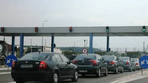 Taxa de pod de la Fetești ar putea fi suspendată până la începutul lunii august