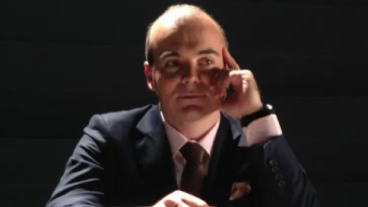 CUM SE FURĂ O ŢARĂ. Alternativa SISTEMULUI dacă Ponta va avea un "accident"