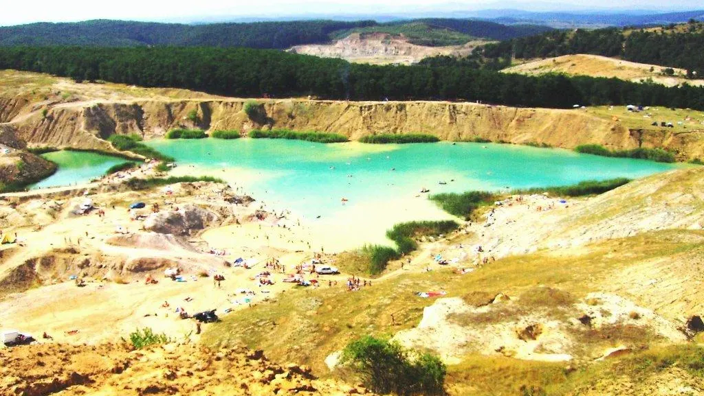 LAGUNA ALBASTRĂ, locul din România care îţi taie răsuflarea 