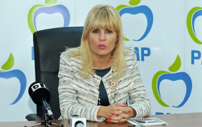 Udrea: ÎI PROVOC pe Ponta şi Iohannis la o DEZBATERE publică