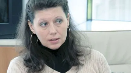 Povestea româncei care deţine toată producţia de fire de argint din lume