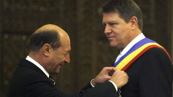 Iohannis, NOI DOVEZI despre ÎNTÂLNIRILE cu BĂSESCU