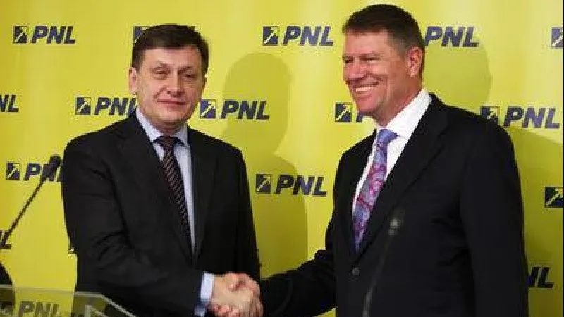 CRIN ANTONESCU: Nu îl voi vota pe Ponta, nu știu dacă îl votez pe Iohannis, nu îl cunosc