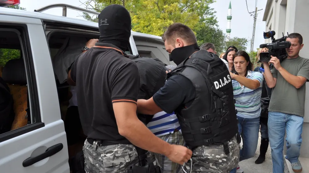 PIŢIPOANCĂ de Cluj! RUPTĂ de BEATĂ la volan, se plimba cu maşina prin centrul oraşului