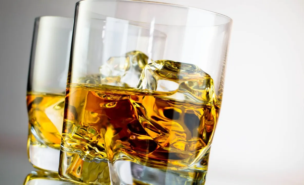 HARTA CONSUMULUI DE ALCOOL: Pe ce loc se află România