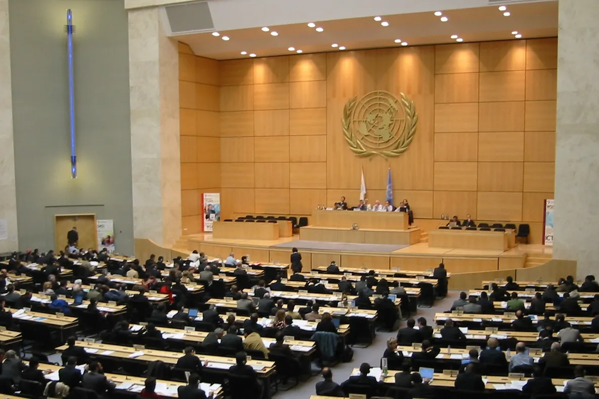 Lumea se confruntă cu crize fără precedent de la cel de-al Doilea Război Mondial - comisar UE