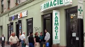 Au apărut la fiecare colţ de stradă şi fac milioane de euro profit