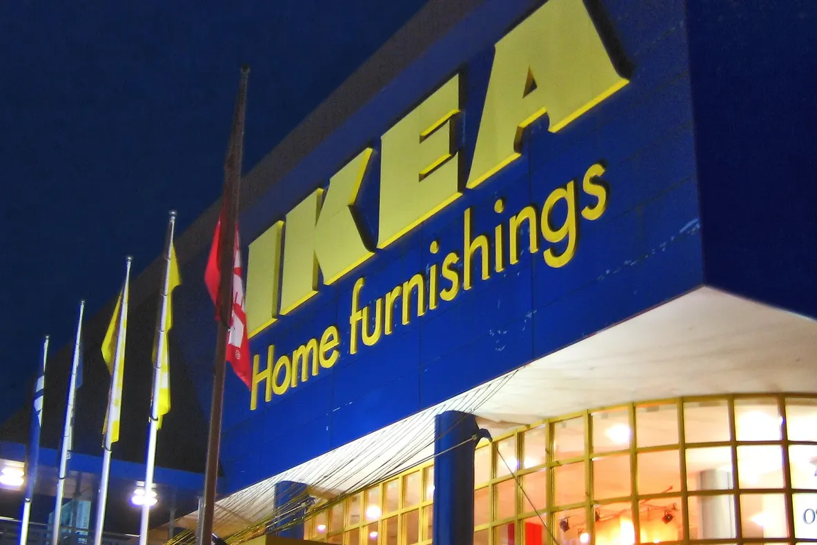 IKEA a deschis cel mai mare magazin din lume