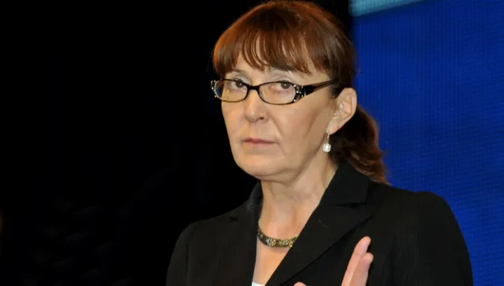 Candidaturile lui Ponta şi Macovei, CONTESTATE. CCR le-a RESPINS