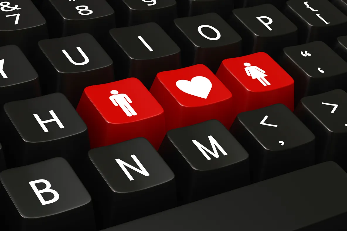 Îți cauti jumătatea pe internet? Cele 5 cuvinte care-ți asigură cucerirea sunt...