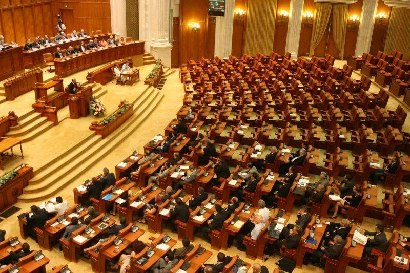 Un deputat anunță că intră în greva foamei 