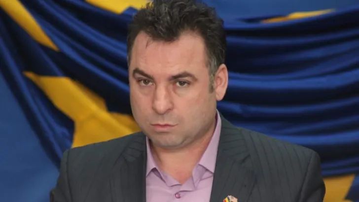 Primarul din Năvodari, arestat pentru fapte de corupţie, SUSPENDAT DIN FUNCŢIE