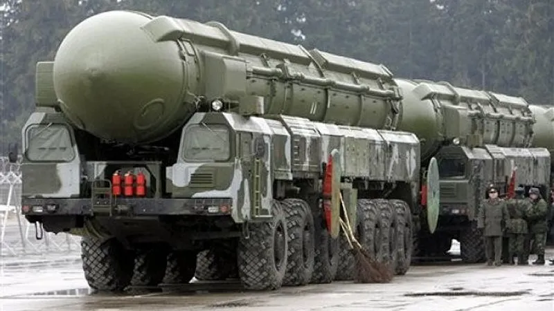 Rusia, avertisment pentru Vest: "Nu vom tolera şantajul politic. Rusia e o putere nucleară"