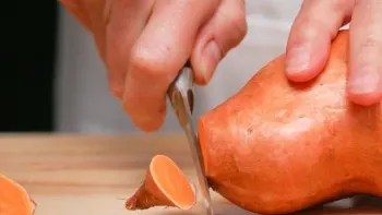 8 motive incredibile ca să incluzi CARTOFII DULCI în dietă