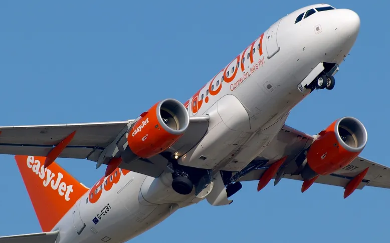 SURPRIZĂ NEPLĂCUTĂ! O companie aeriană low-cost PLEACĂ din România