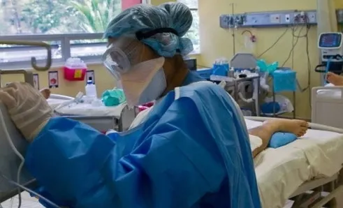 EBOLA: Românul internat la "Victor Babeş” nu prezintă suspiciuni de infectare cu acest virus