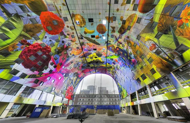 Clădirea SF: Cum arată "The Markthal", cea mai neobișnuită clădire din Europa