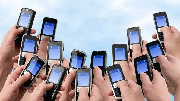 ACESTE FIRME le oferă românilor cele mai PROASTE SERVICII