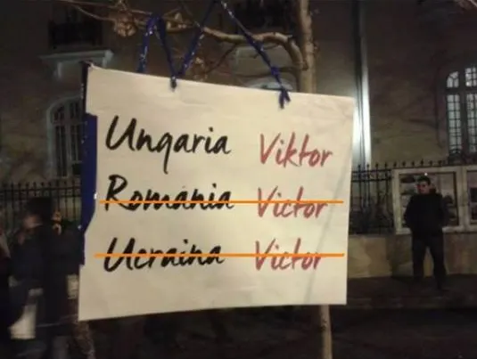 Imaginea cu cei trei Victori care s-a viralizat pe internet