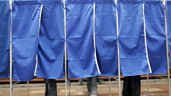 EXIT POLL ALEGERI PREZIDENȚIALE 2014. Primele date EXIT POLL ALEGERI PREZIDENȚIALE 2014