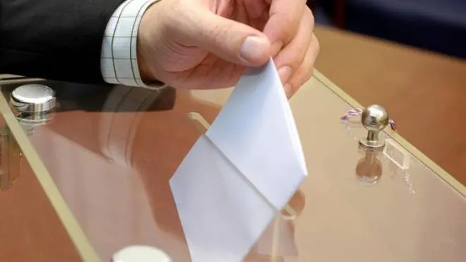 MAE adresează rugămintea cetățenilor români din străinătate de a da dovadă de înțelegere  