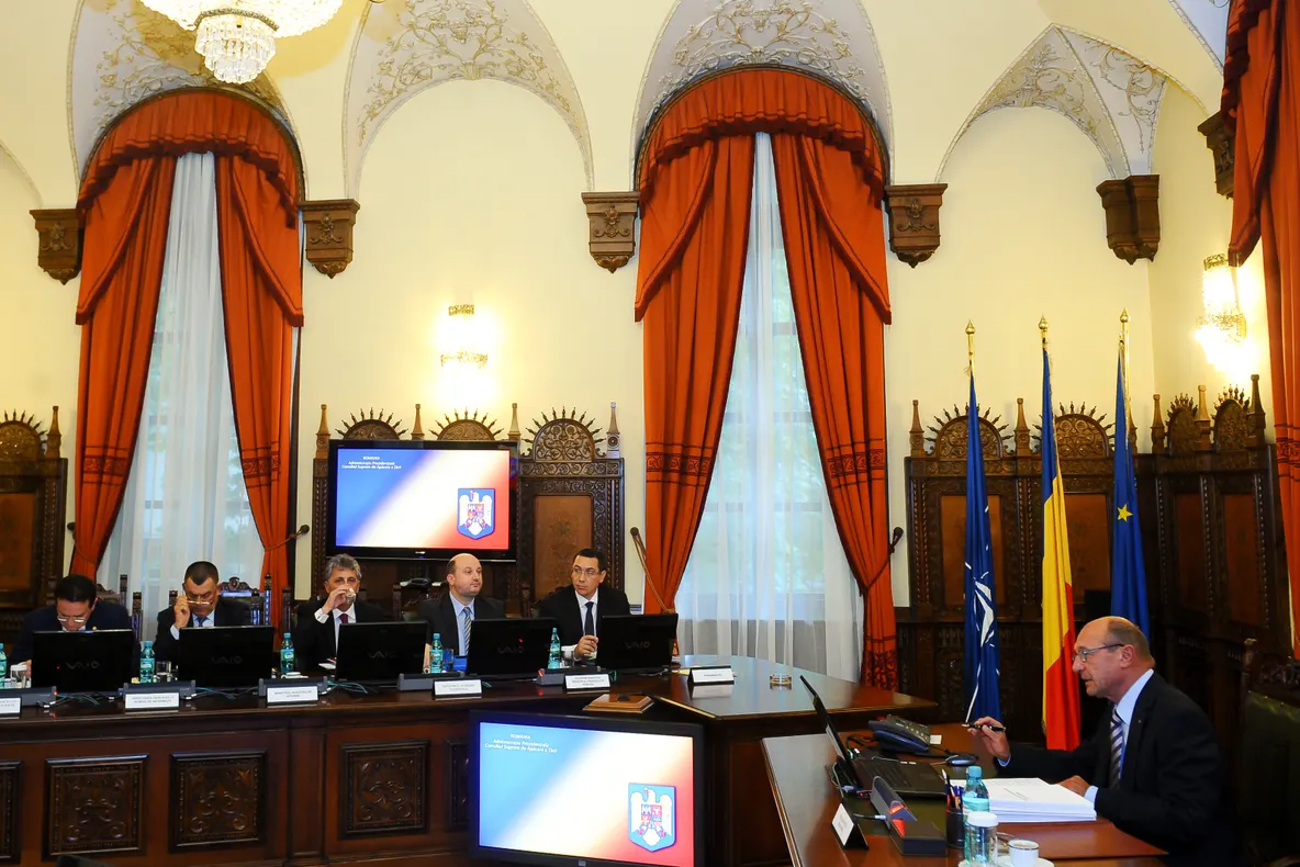 CSAT a aprobat bugetul de stat "pentru primul an de război", pentru perioada 2014-2016