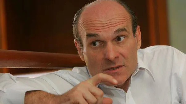 Cristian Tudor Popescu, despre Iohannis și Ponta: Magistrul loază și ucenicul forfotă 