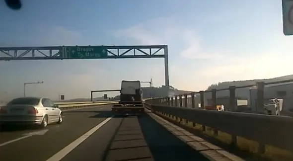 Lecția primită de șmecher cu BMW pe șosea