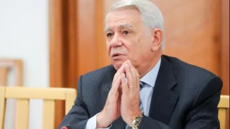 MELEȘCANU a fost învestit ministru de Externe. BĂSESCU: Nici pe dvs nu v-aș fi numit