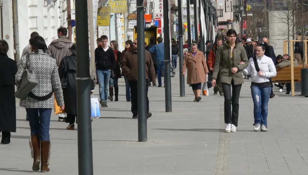 Timişoara: A furat o poşetă cu bani şi două telefoane mobile. Ce s-a întâmplat imediat este ULUITOR